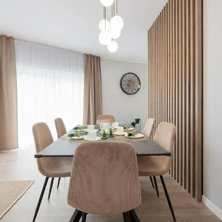 Apartamento Spacious Apartment,summer Swimming Pool,