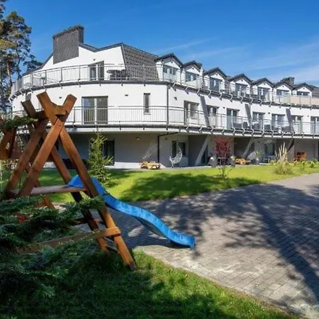Spacious Apartment,summer Swimming Pool, Pobierowo