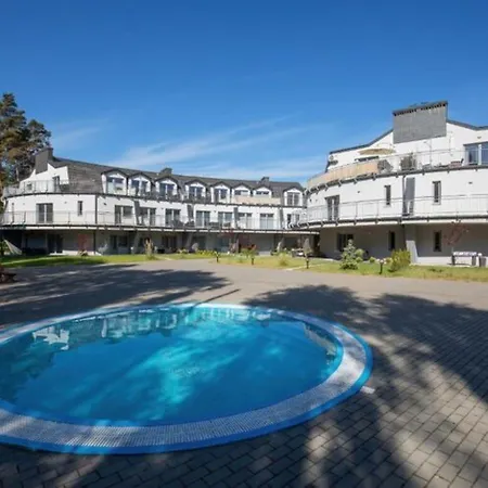 Spacious Apartment,summer Swimming Pool, Appartement *